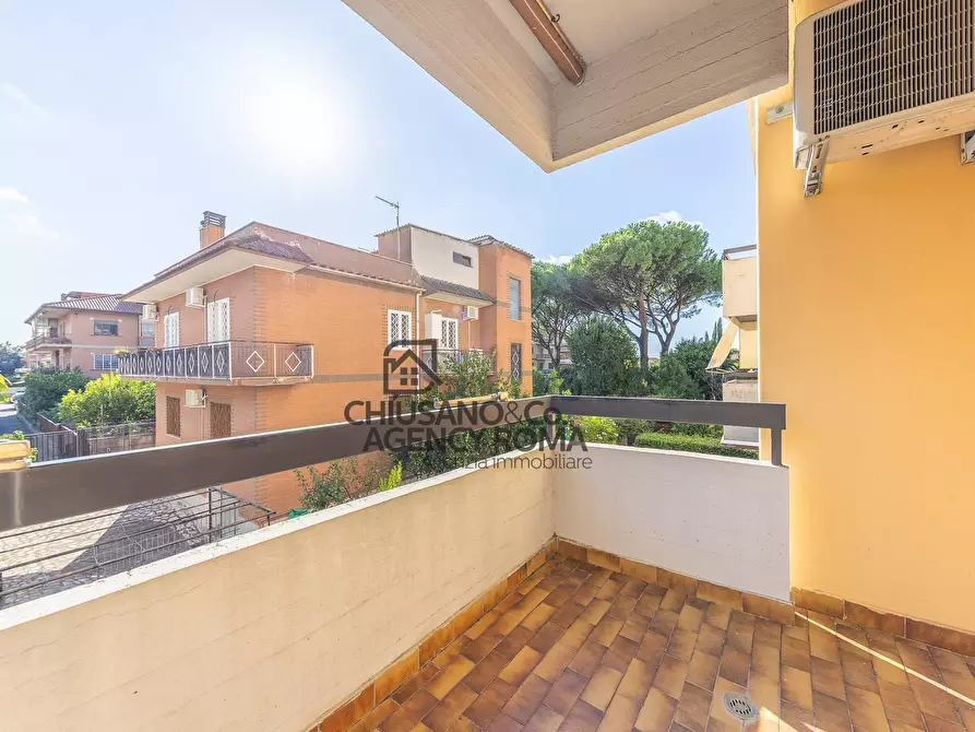 Immagine 19 di Appartamento in vendita  in Via Montauro 4 a Roma