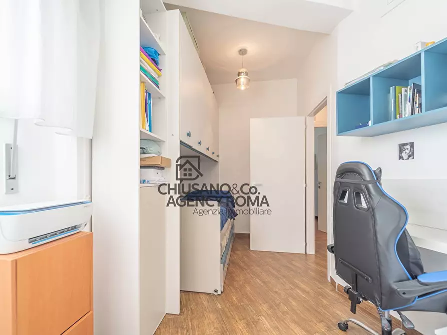 Immagine 16 di Appartamento in vendita  in Via Capo Peloro a Roma