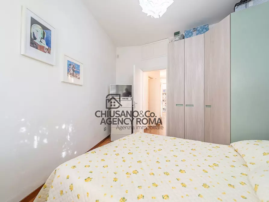Immagine 28 di Appartamento in vendita  in Via Capo Peloro a Roma