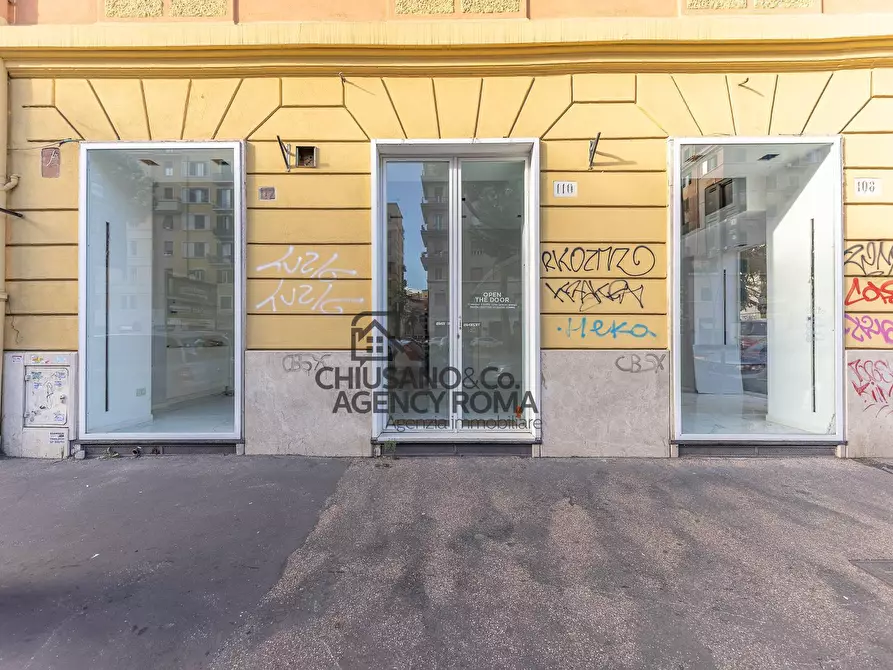 Immagine 3 di Locale commerciale in affitto  in Via Appia Nuova 108/110/112 a Roma