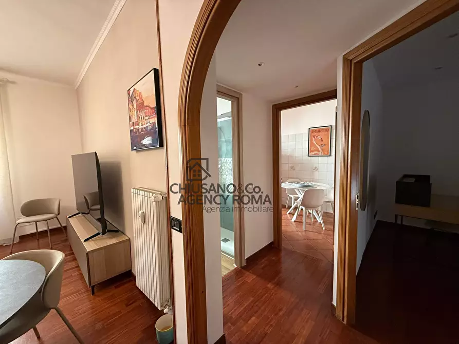 Immagine 3 di Appartamento in affitto  in Via Sermide 13 a Roma