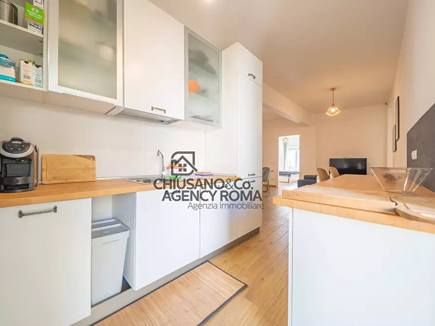 Immagine 12 di Appartamento in vendita  in Via Tommaso Inghirami a Roma