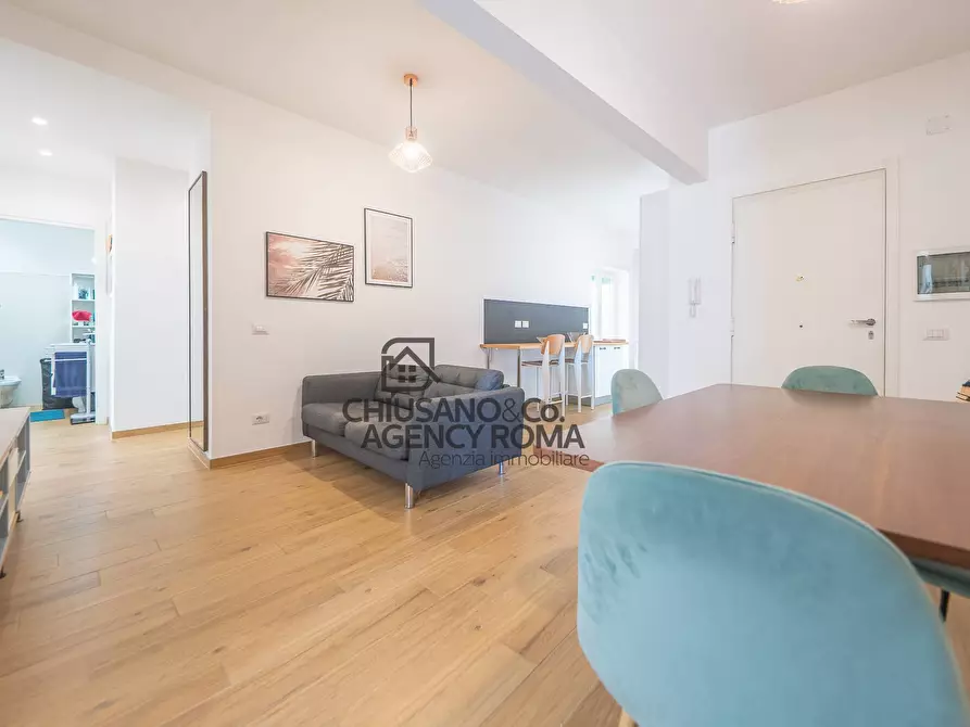 Immagine 5 di Appartamento in vendita  in Via Tommaso Inghirami a Roma