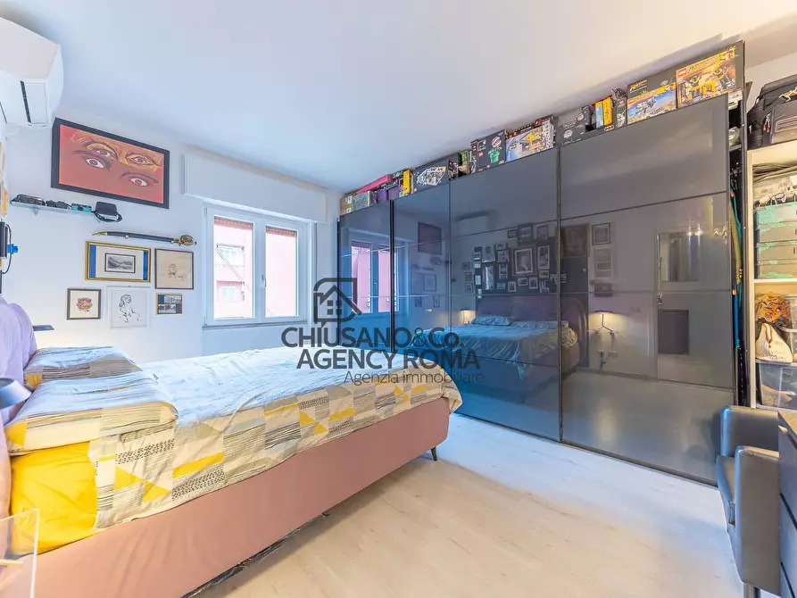 Immagine 18 di Appartamento in vendita  in Via Flavio Stilicone 134 a Roma