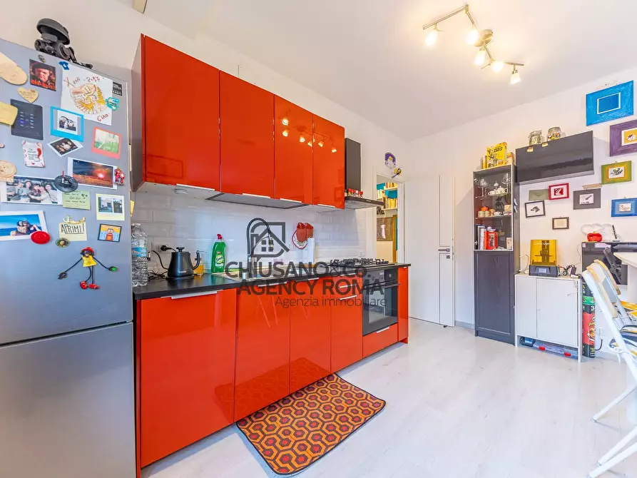 Immagine 10 di Appartamento in vendita  in Via Flavio Stilicone 134 a Roma