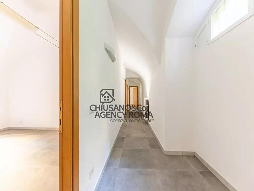 Immagine 10 di Appartamento in affitto  in Piazza Dei Re Di Roma 3 a Roma