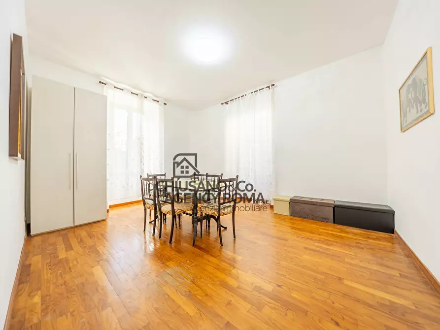 Immagine 10 di Appartamento in vendita  in Via Albalonga 21 a Roma