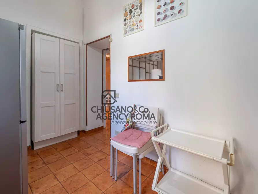 Immagine 7 di Villa in vendita  in Via Tre Taberne a Roma