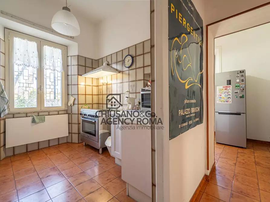 Immagine 9 di Villa in vendita  in Via Tre Taberne a Roma