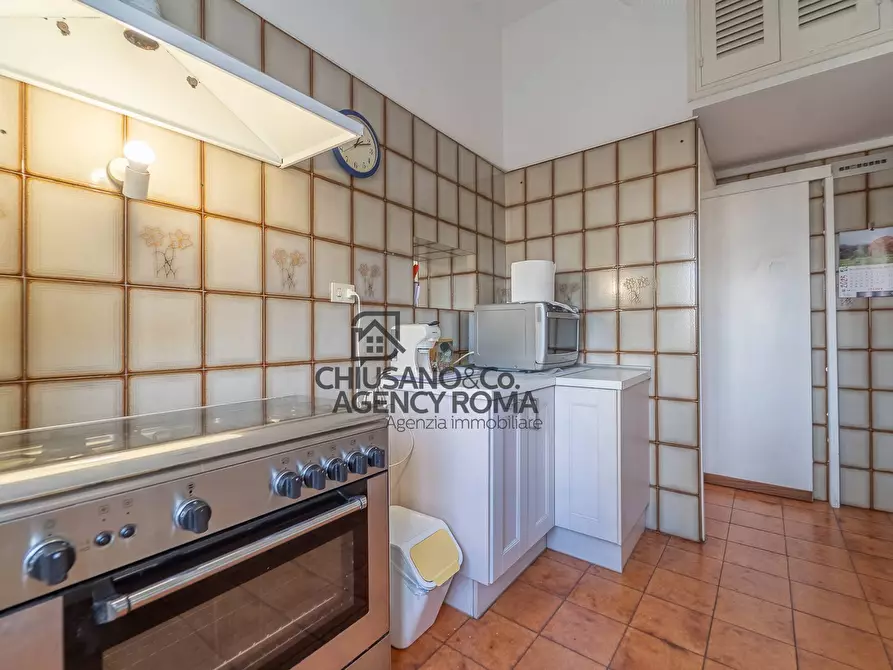 Immagine 10 di Villa in vendita  in Via Tre Taberne a Roma