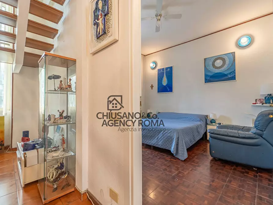 Immagine 14 di Villa in vendita  in Via Tre Taberne a Roma