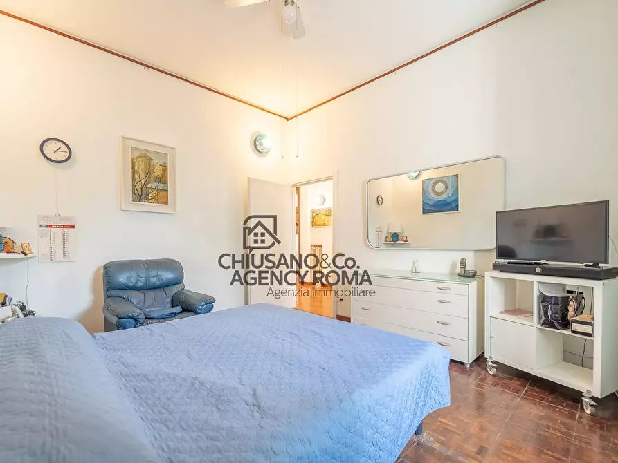 Immagine 17 di Villa in vendita  in Via Tre Taberne a Roma