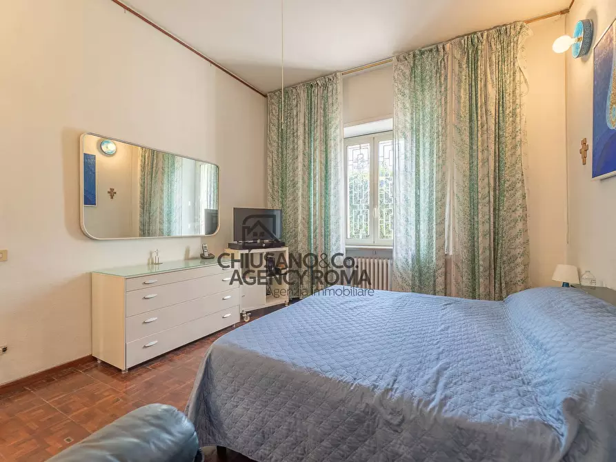 Immagine 18 di Villa in vendita  in Via Tre Taberne a Roma