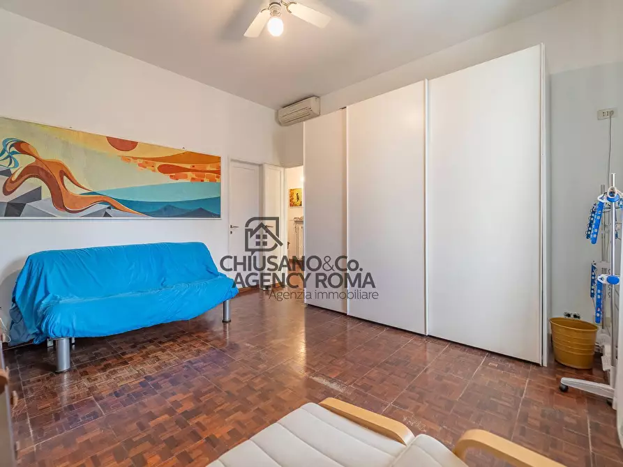 Immagine 26 di Villa in vendita  in Via Tre Taberne a Roma