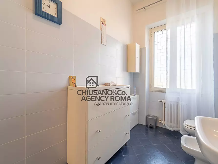 Immagine 29 di Villa in vendita  in Via Tre Taberne a Roma