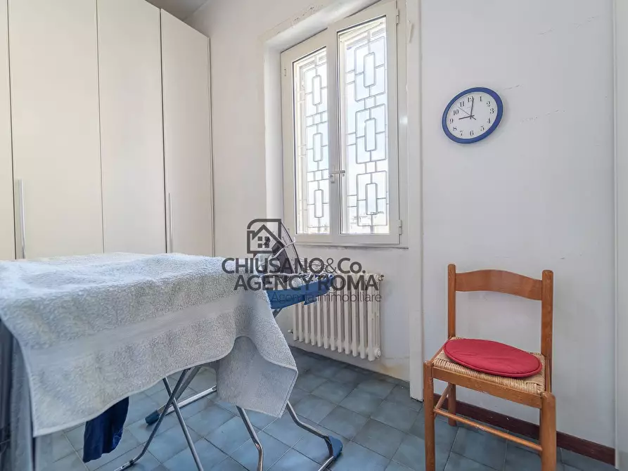 Immagine 37 di Villa in vendita  in Via Tre Taberne a Roma