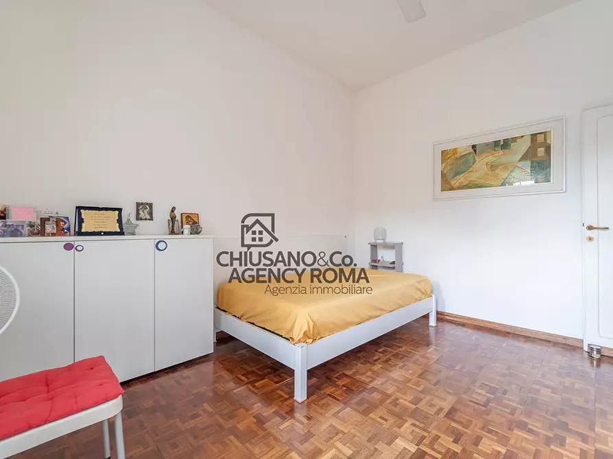 Immagine 52 di Villa in vendita  in Via Tre Taberne a Roma