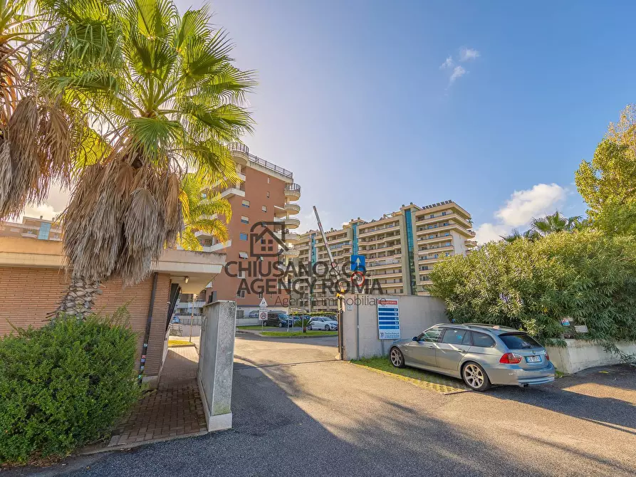 Immagine 17 di Appartamento in vendita  in Via Francesco Menzio 30 a Roma