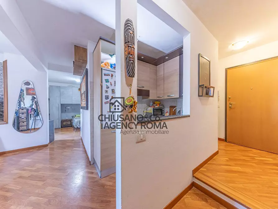 Immagine 6 di Appartamento in vendita  in Via Francesco Menzio 30 a Roma