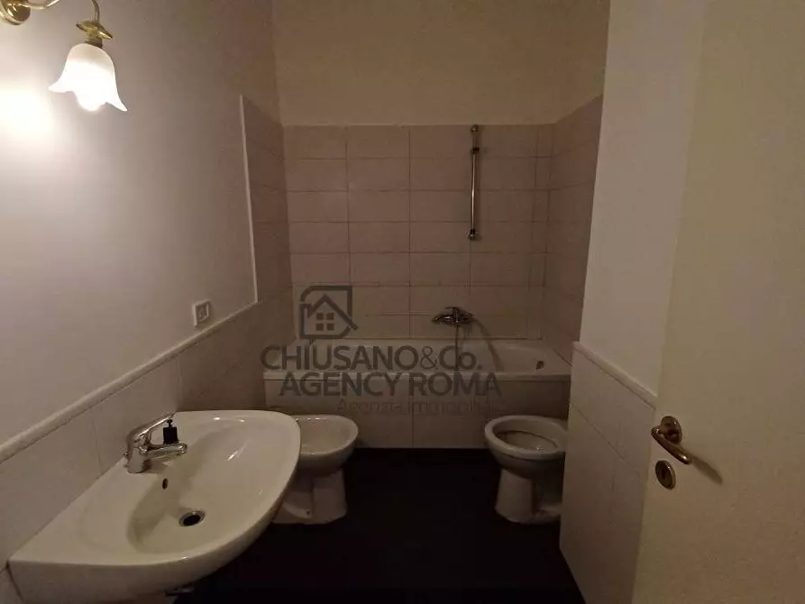 Immagine 8 di Appartamento in affitto  in Via Germanico 12 a Roma