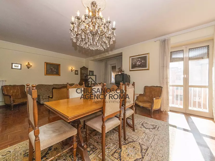 Immagine 60 di Appartamento in vendita  in Via Delle Cave 79 a Roma