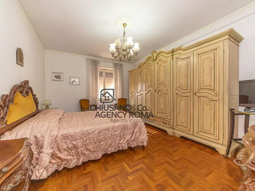 Immagine 6 di Appartamento in vendita  in Via Delle Cave 79 a Roma