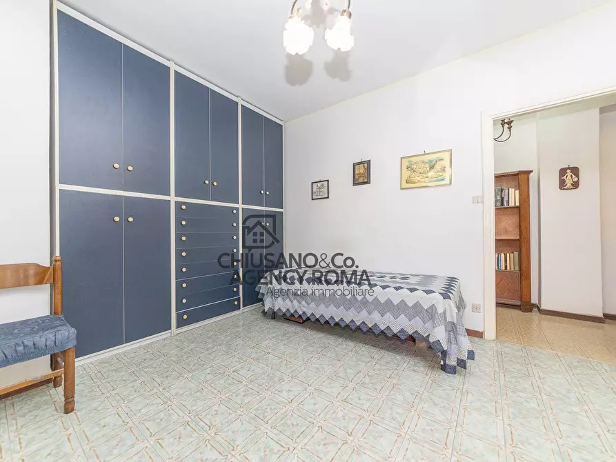 Immagine 41 di Appartamento in vendita  in Via Delle Cave 79 a Roma