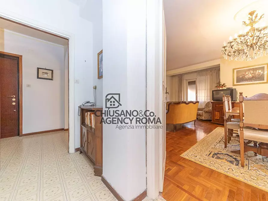 Immagine 44 di Appartamento in vendita  in Via Delle Cave 79 a Roma