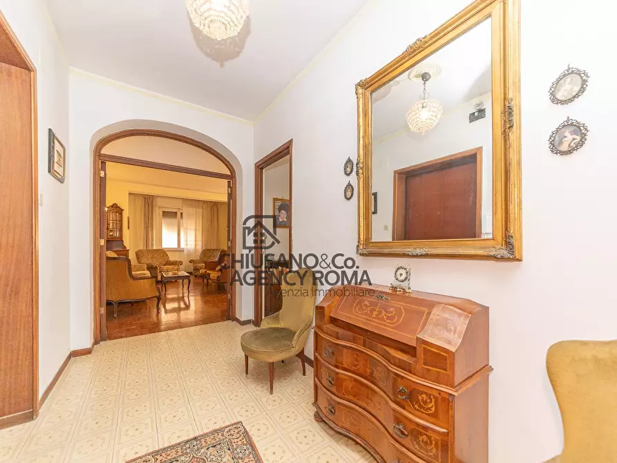 Immagine 47 di Appartamento in vendita  in Via Delle Cave 79 a Roma