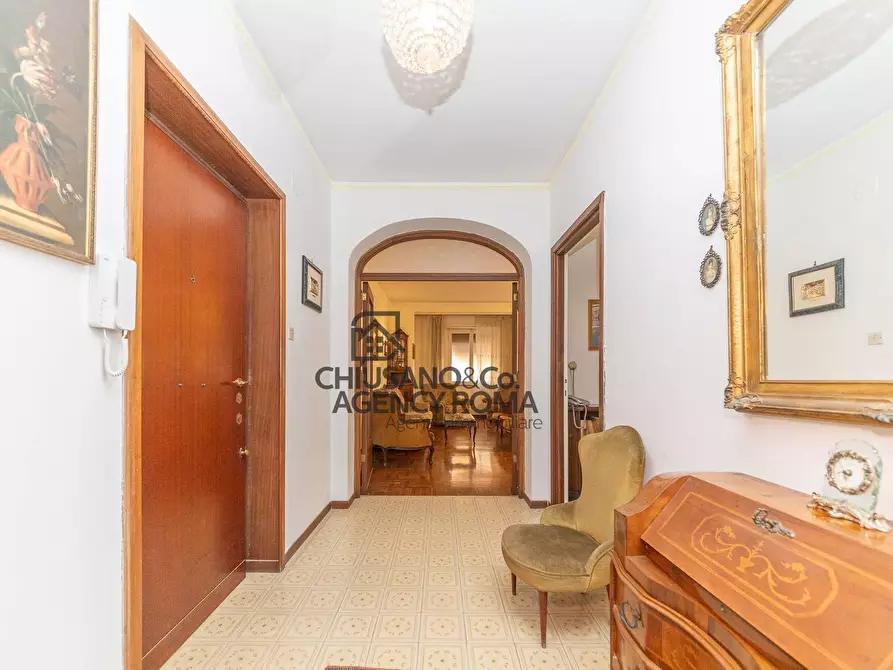 Immagine 48 di Appartamento in vendita  in Via Delle Cave 79 a Roma