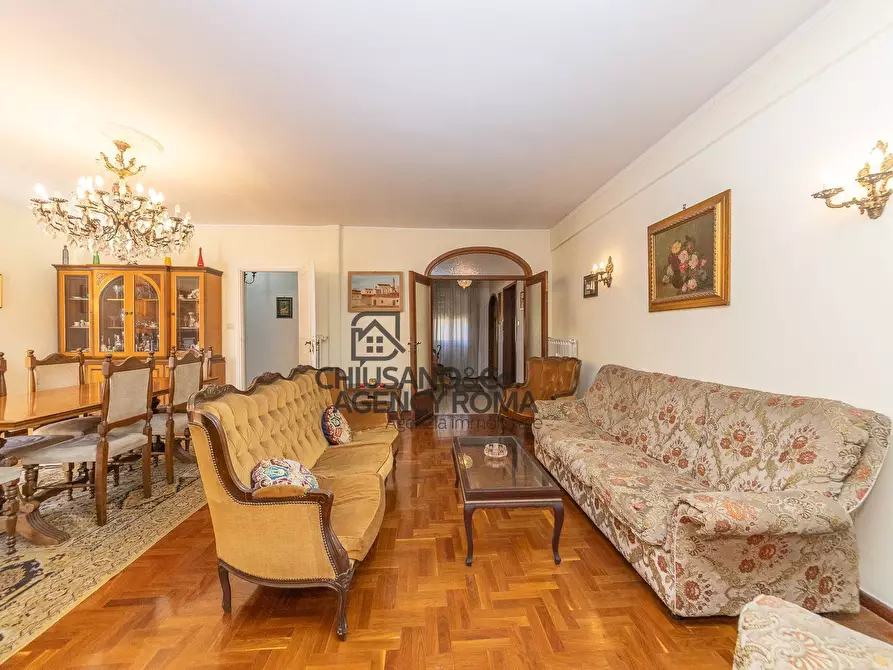 Immagine 54 di Appartamento in vendita  in Via Delle Cave 79 a Roma