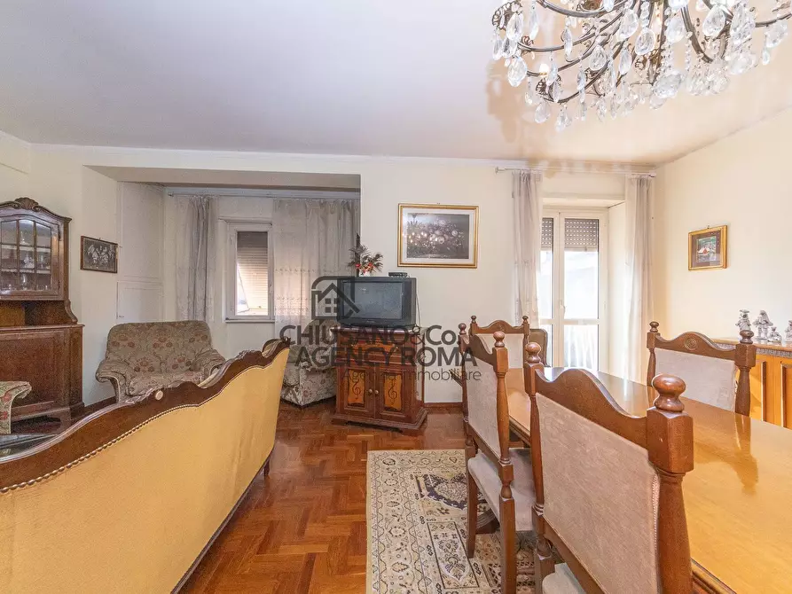 Immagine 61 di Appartamento in vendita  in Via Delle Cave 79 a Roma