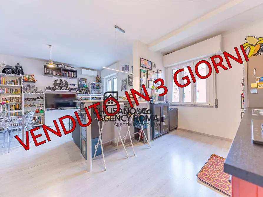 Immagine 1 di Appartamento in vendita  in Via Flavio Stilicone 134 a Roma