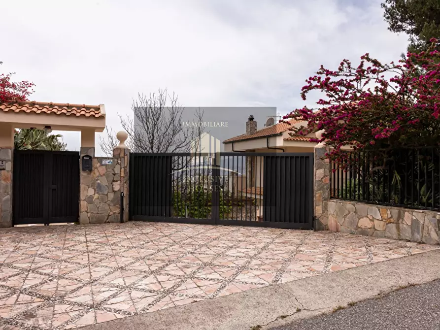 Immagine 3 di Villa in vendita  a Messina