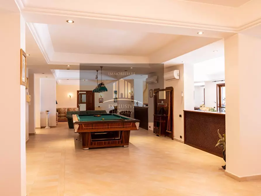 Immagine 39 di Villa in vendita  a Messina