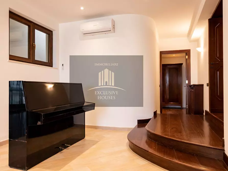 Immagine 72 di Villa in affitto  a Messina