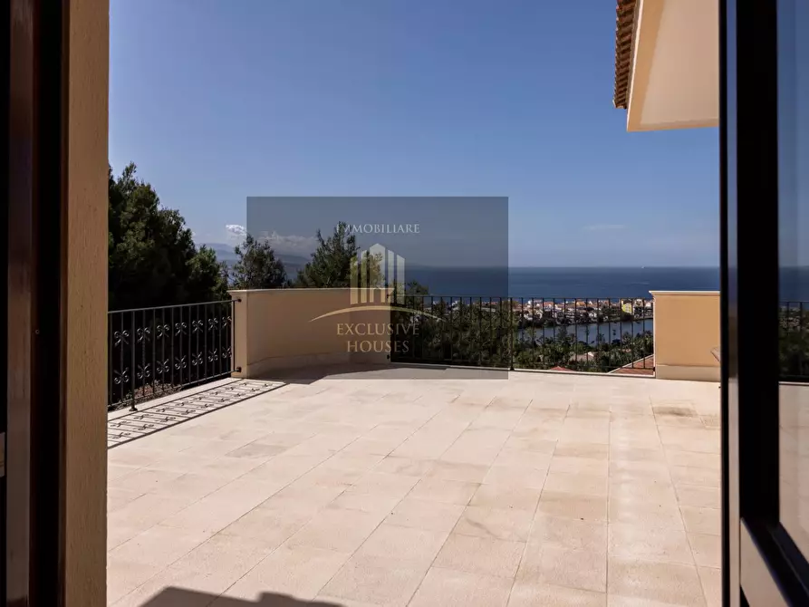 Immagine 84 di Villa in affitto  a Messina