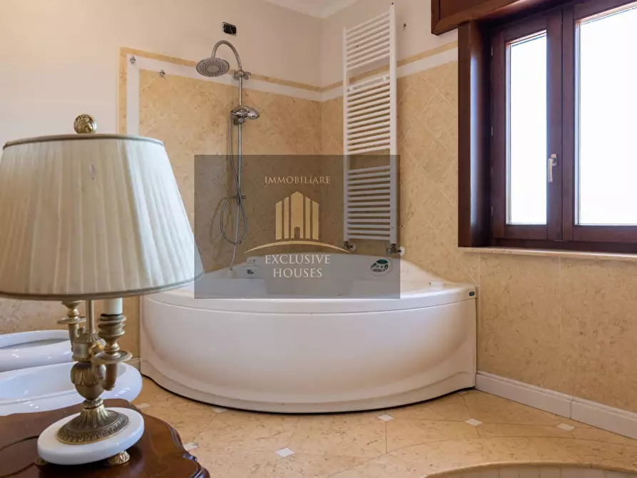 Immagine 88 di Villa in affitto  a Messina