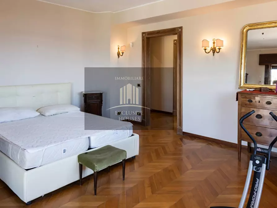 Immagine 93 di Villa in affitto  a Messina