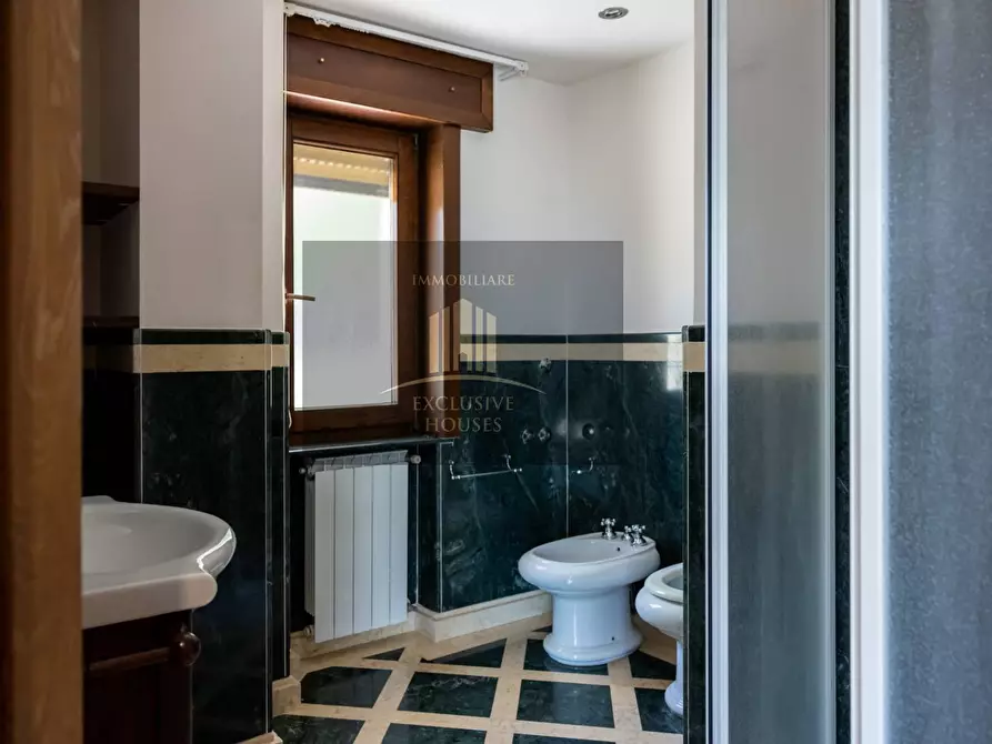 Immagine 98 di Villa in affitto  a Messina