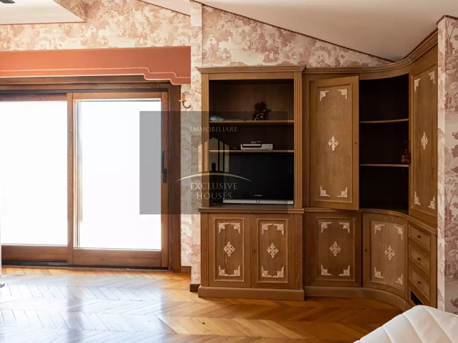 Immagine 107 di Villa in affitto  a Messina