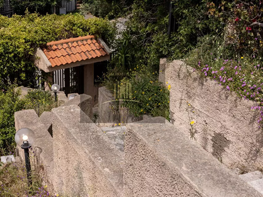 Immagine 135 di Villa in affitto  a Messina