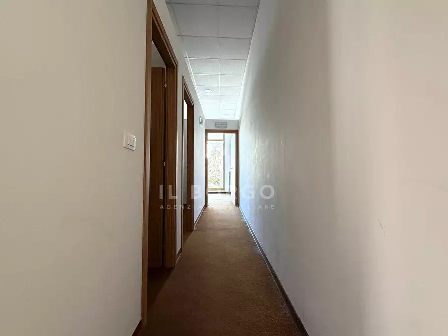 Immagine 9 di Negozio in affitto  in Via I Maggio 271 a Marliana