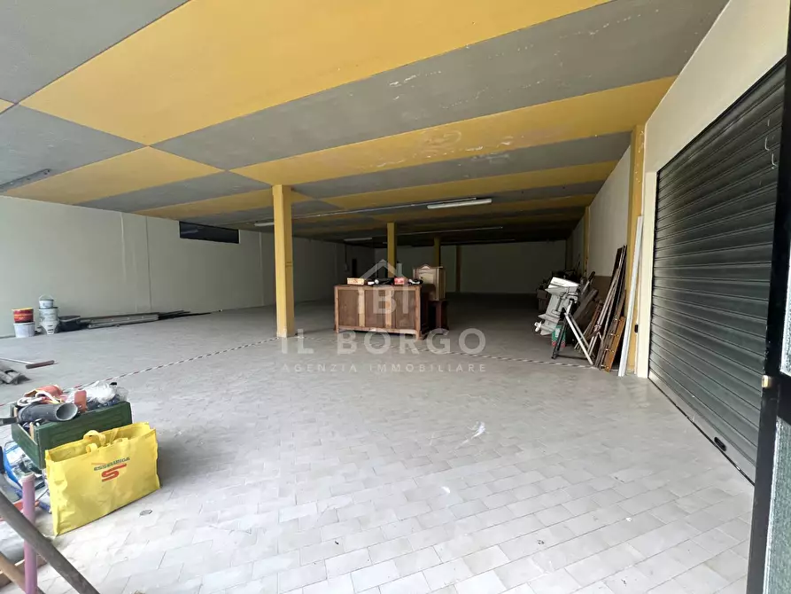 Immagine 2 di Capannone industriale in vendita  in Via Uzzano a Marliana