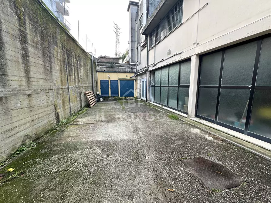 Immagine 9 di Capannone industriale in vendita  in Via Uzzano a Marliana