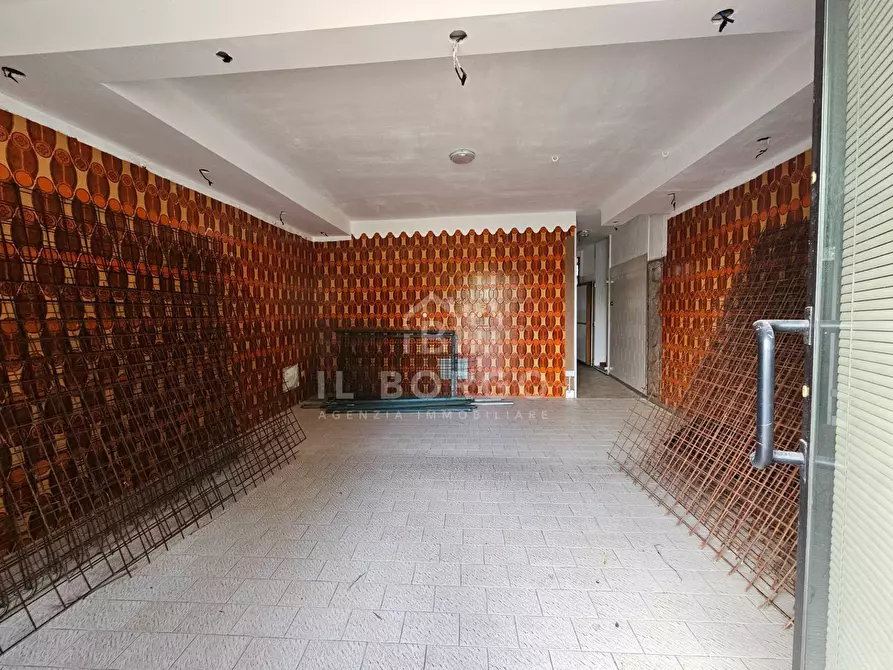 Immagine 8 di Negozio in vendita  in Via Lucchese 66 a Marliana