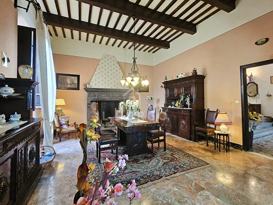 Immagine 4 di Villa in vendita  in Via Provinciale Lucchese 333 a Marliana
