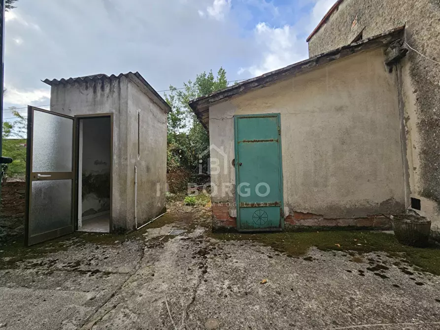 Immagine 6 di Negozio in affitto  in Via provinciale lucchese 304 a Marliana