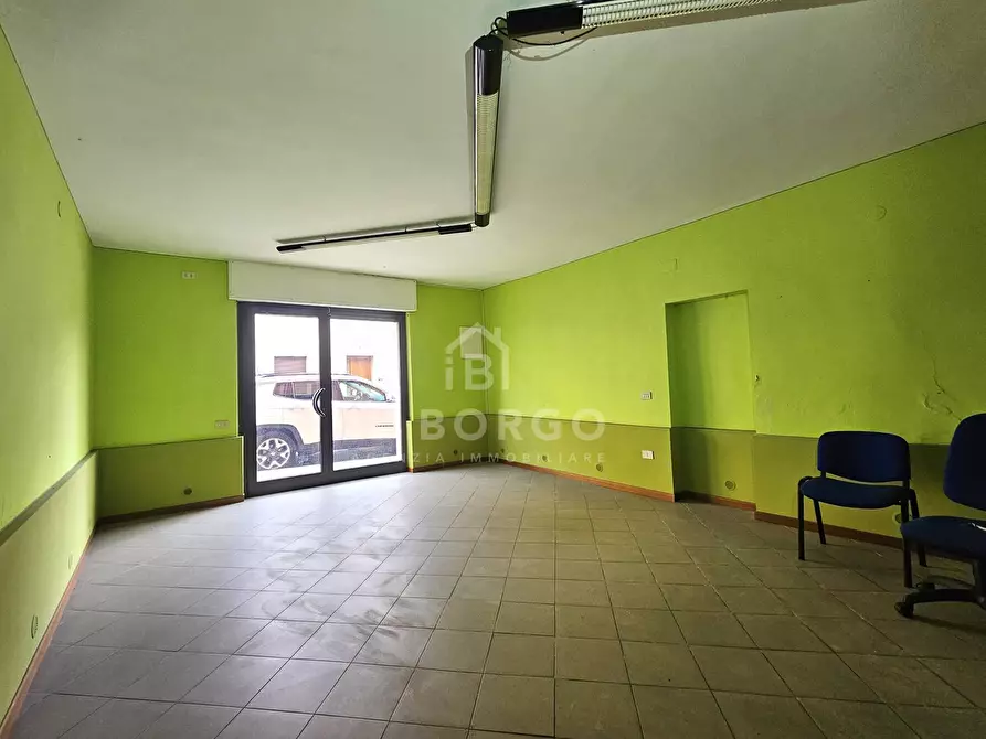 Immagine 4 di Negozio in affitto  in Via provinciale lucchese 304 a Marliana