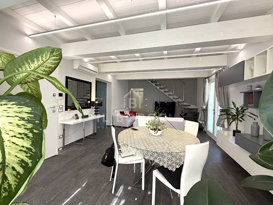 Immagine 2 di Villa in vendita  in Via Pietro Linari a Buggiano